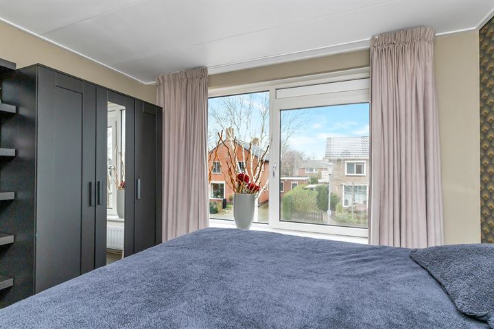 Bekijk foto 32 van Margrietstraat 11