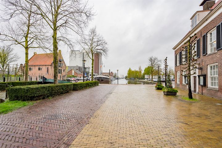 Bekijk foto 25 van Koetsendijk 9