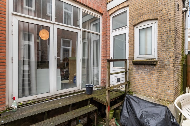 Bekijk foto 12 van Adamshofstraat 126