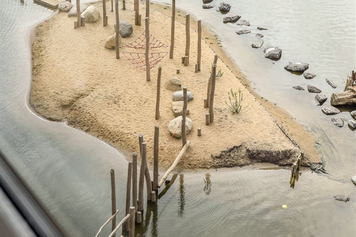 Bekijk foto 23 van Krijn Taconiskade 489