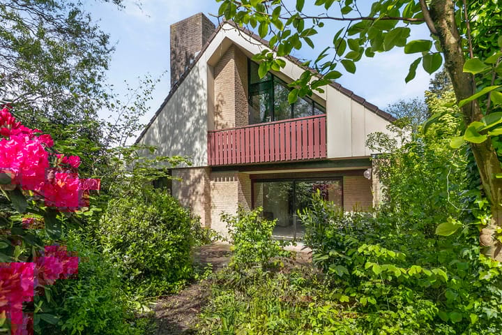 Foto 2 van Mondriaanhof 1