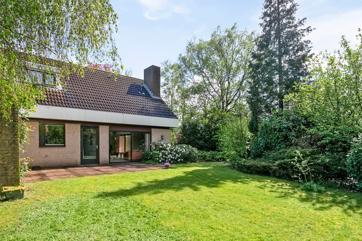 Foto 4 van Mondriaanhof 1