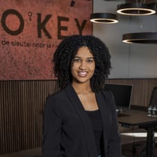 Safira Bathily - Makelaar