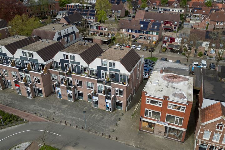 Bekijk foto 1 van Locomobielstraat 40