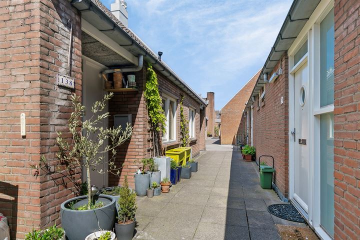 Bekijk foto 10 van Hoogzwanenstraat 138