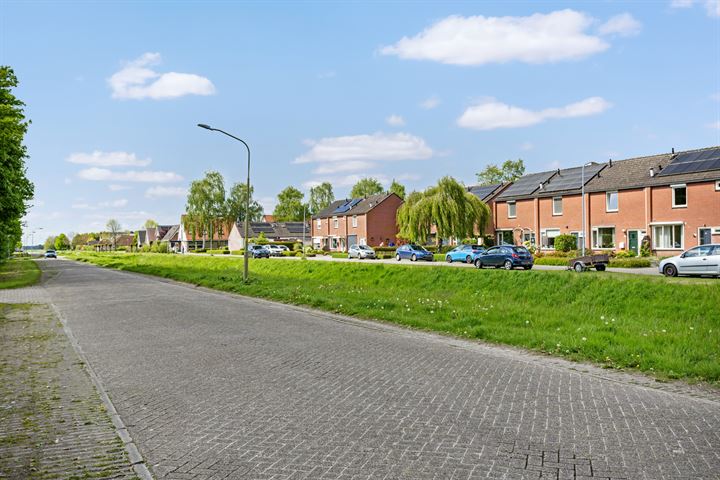 Bekijk foto 39 van Veenschapswijk 30