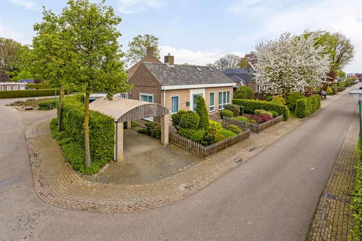 Bekijk foto 37 van Ronduitsestraat 12