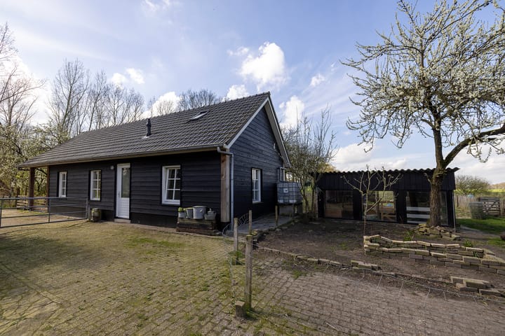 Foto 24 van Warfveendijk 20