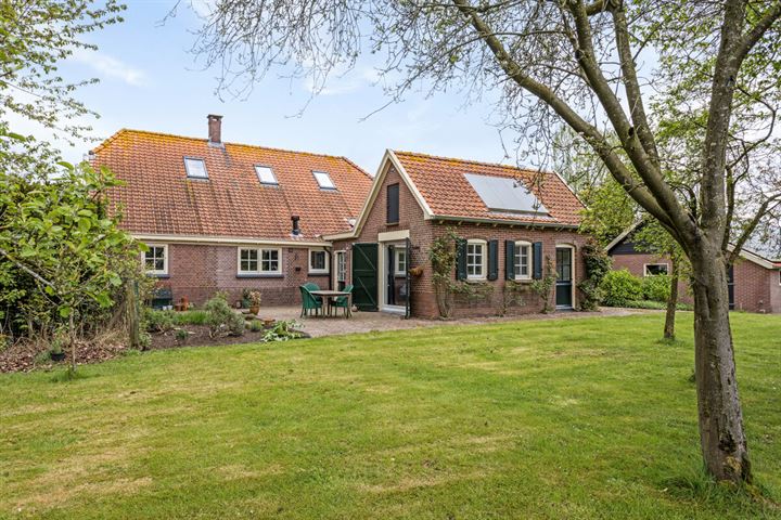 View photo 51 of Molendijk 10