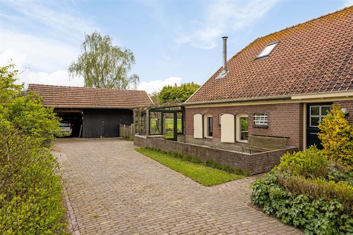 View photo 54 of Molendijk 10