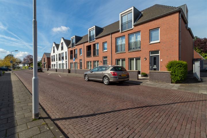 Bekijk foto 34 van Evertsenstraat 10-A