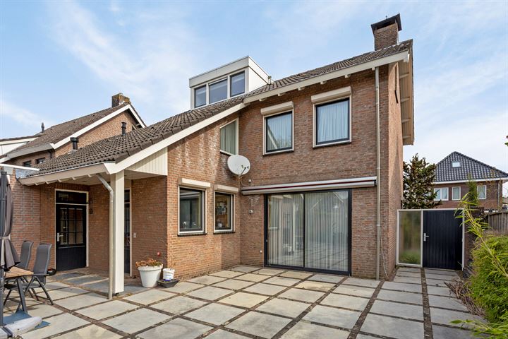 Bekijk foto 40 van Veldstraat 11