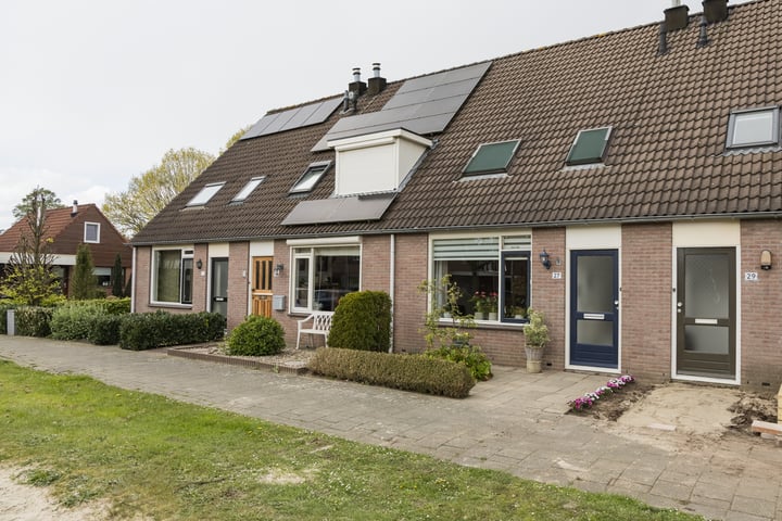 Bekijk foto 40 van Cor Lemairestraat 27