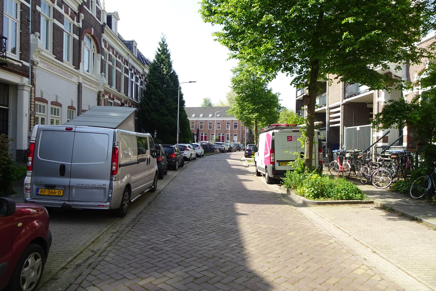 Bekijk foto 3 van Jacob Canisstraat 52