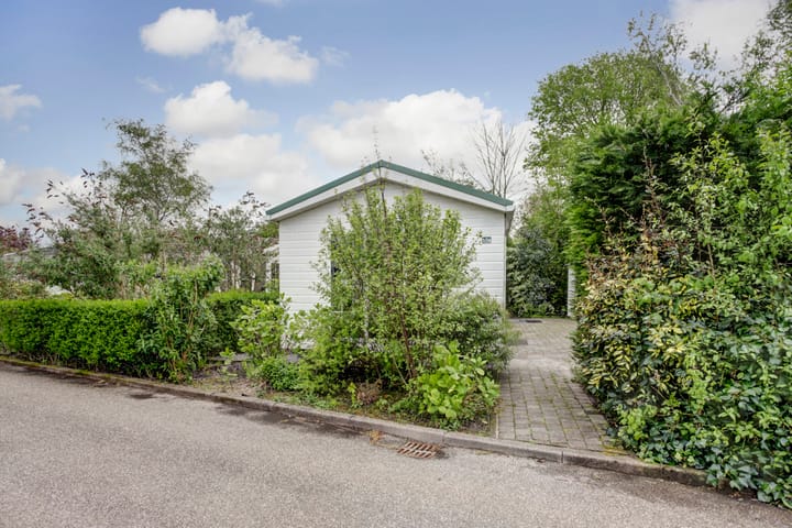 Photo 21 of Molengroet 1-506