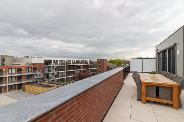 Foto 34 van Wilhelminaplein 10-D02