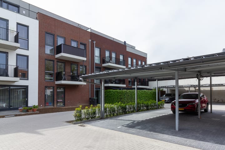 Foto 37 van Wilhelminaplein 10-D02