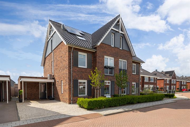 View photo 1 of Meikersstraat 13