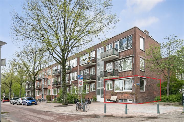 Bekijk foto 5 van Vroesenlaan 8-A