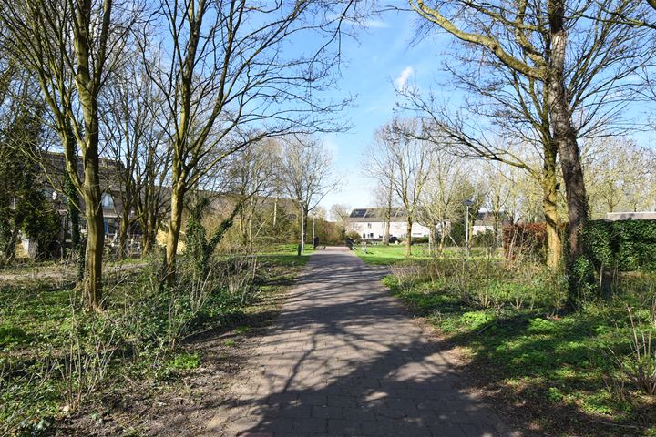 View photo 28 of Weserstraat 8