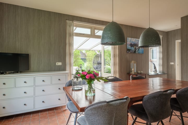 Foto 17 van Middendorpsstraat 14