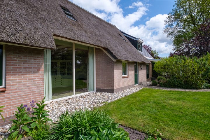 Foto 58 van Middendorpsstraat 14