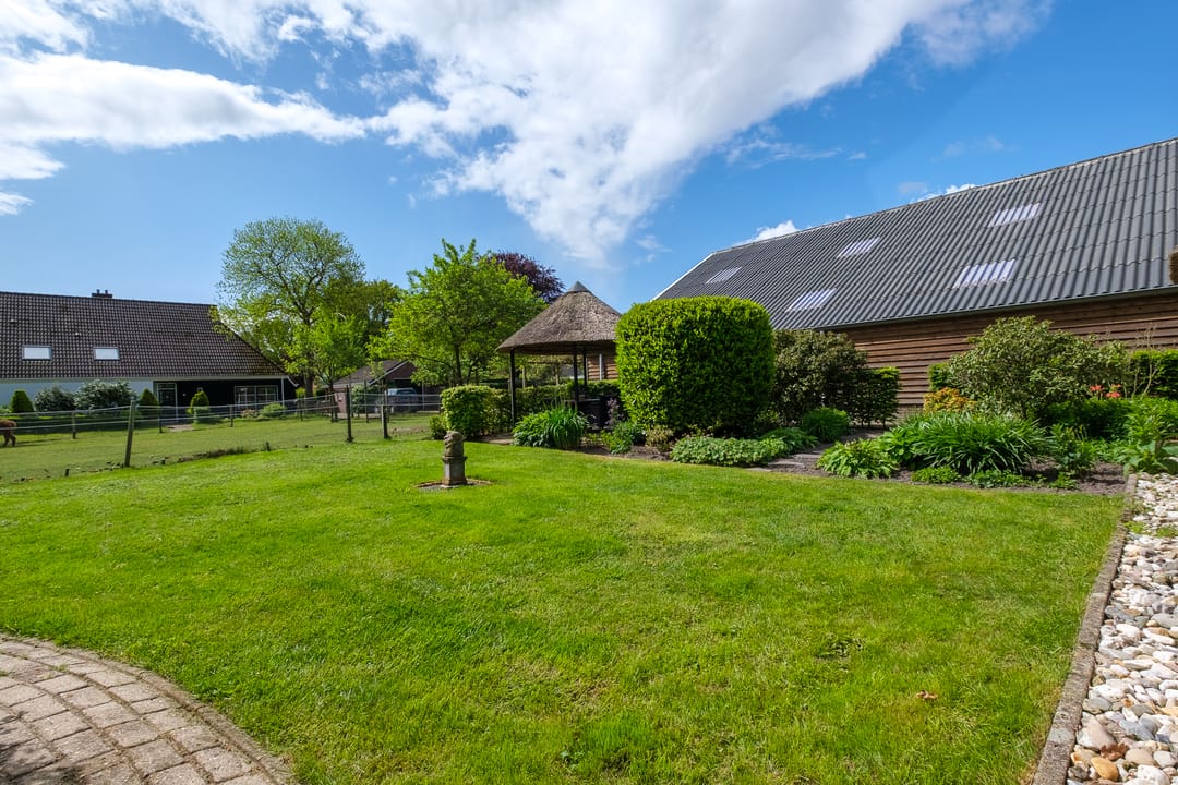 Foto 56 van Middendorpsstraat 14