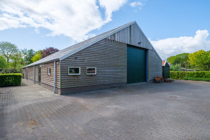 Foto 70 van Middendorpsstraat 14