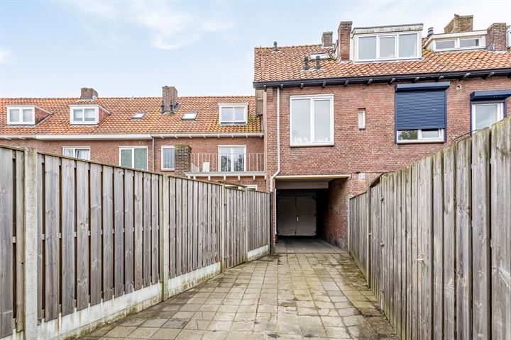 View photo 31 of Fatimastraat 75