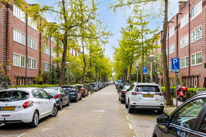 Bekijk foto 29 van Vespuccistraat 130-III