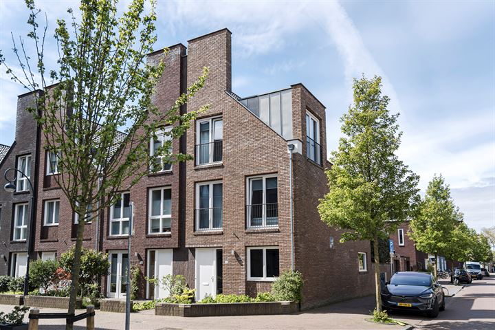 Bekijk foto 1 van Jozef Israëlsstraat 30