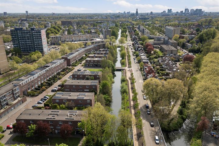 Bekijk foto 42 van Prof. Zonnebloemhof 9