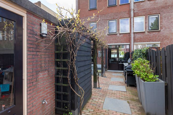 View photo 43 of Sweelinckstraat 7