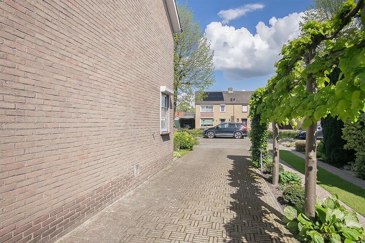 Bekijk foto 33 van Frisostraat 7