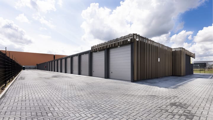 Photo 2 of GaragePark Hulst XXL