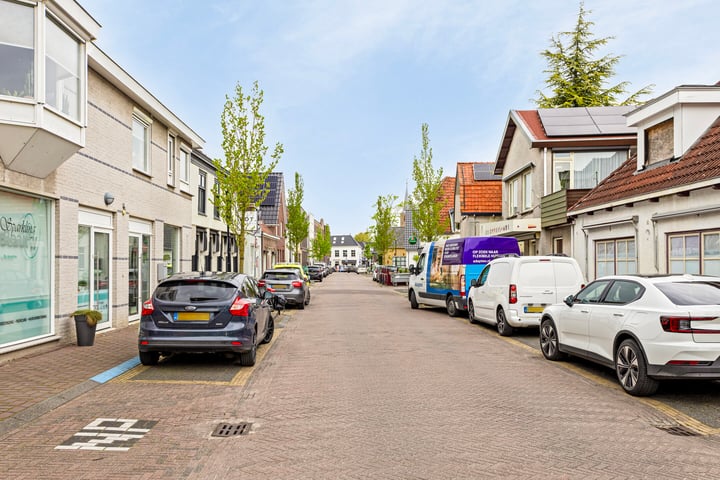 Bekijk foto 37 van Parallelweg 16