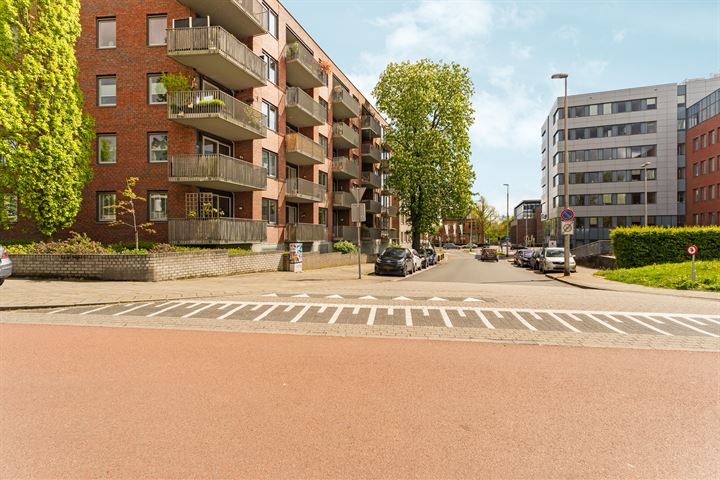 Bekijk foto 30 van Rosendaalsestraat 14