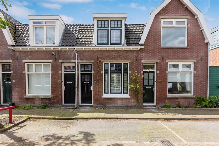 Bekijk foto 1 van Prins Hendrikstraat 30