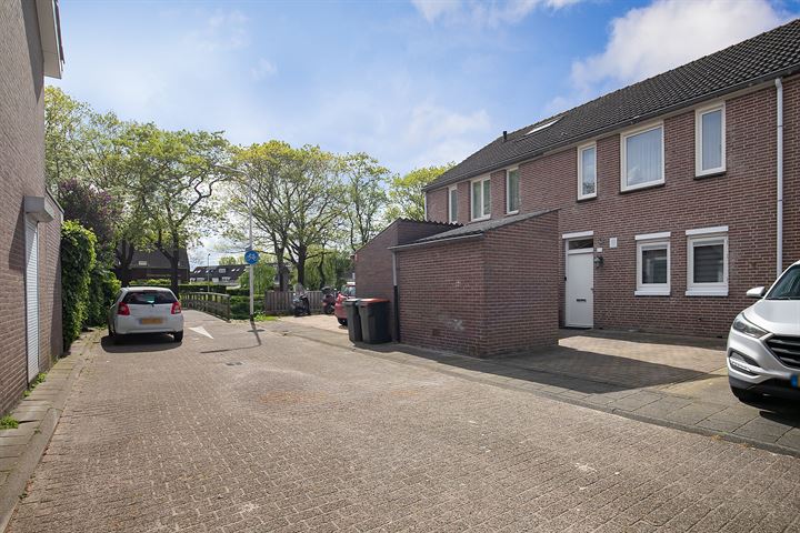 Bekijk foto 40 van Beilenstraat 57