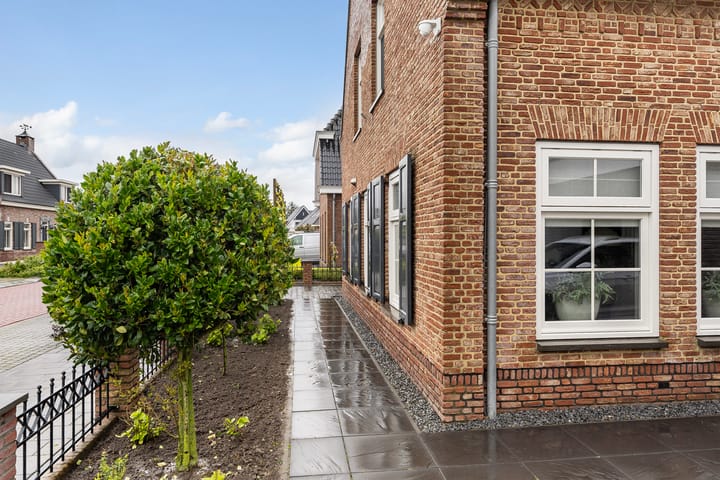 Photo 7 of Dokter Zoetemanstraat 9