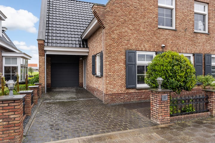 Photo 8 of Dokter Zoetemanstraat 9