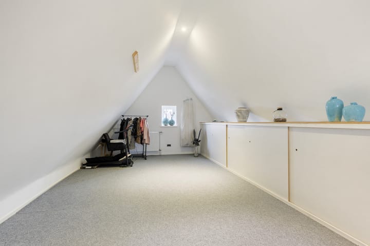 Photo 39 of Dokter Zoetemanstraat 9