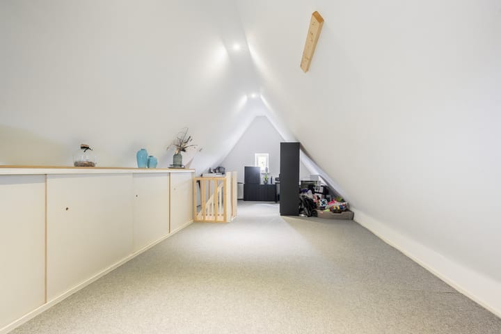 Photo 40 of Dokter Zoetemanstraat 9