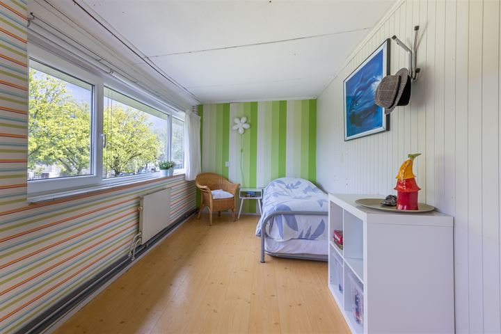 Bekijk foto 41 van Staringstraat 14