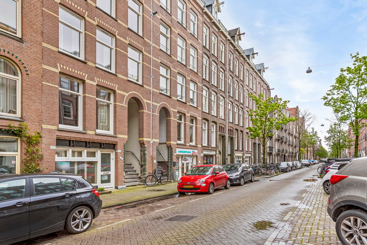 Bekijk foto 31 van Van Ostadestraat 11-A