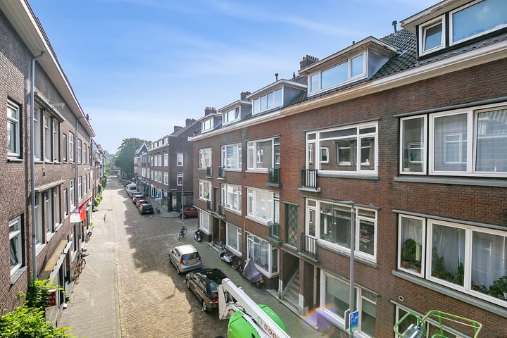 Bekijk foto 38 van Gouwstraat 64-A