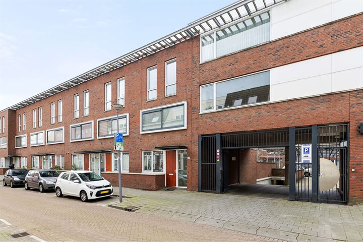 Bekijk foto 26 van Meidoornstraat 42