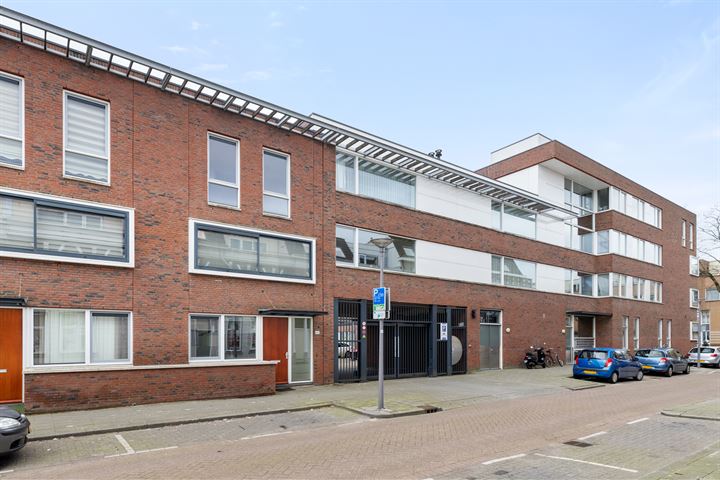 Bekijk foto 27 van Meidoornstraat 42