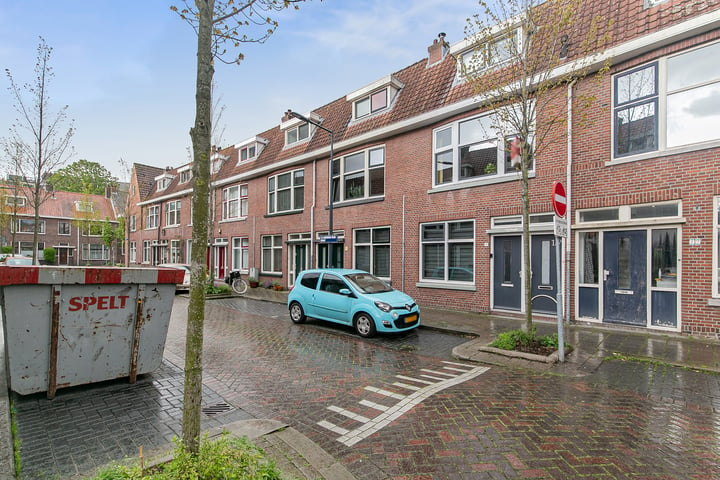 Bekijk foto 46 van J A Alberdingk Thijmstraat 11