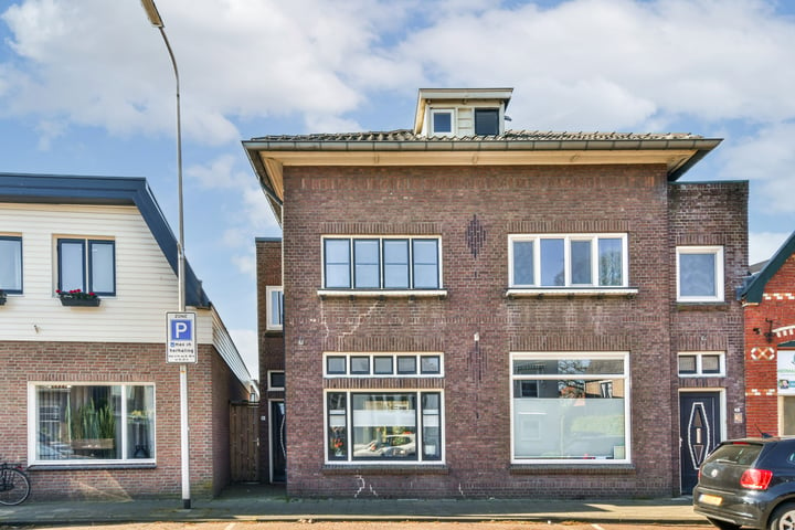 Bekijk foto 1 van Brugstraat 18